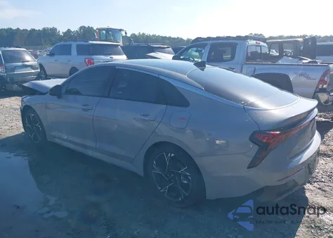 2025 Kia K5 Gt-Line z USA, uszkodzony, nr VIN KNAG64J79S5382225